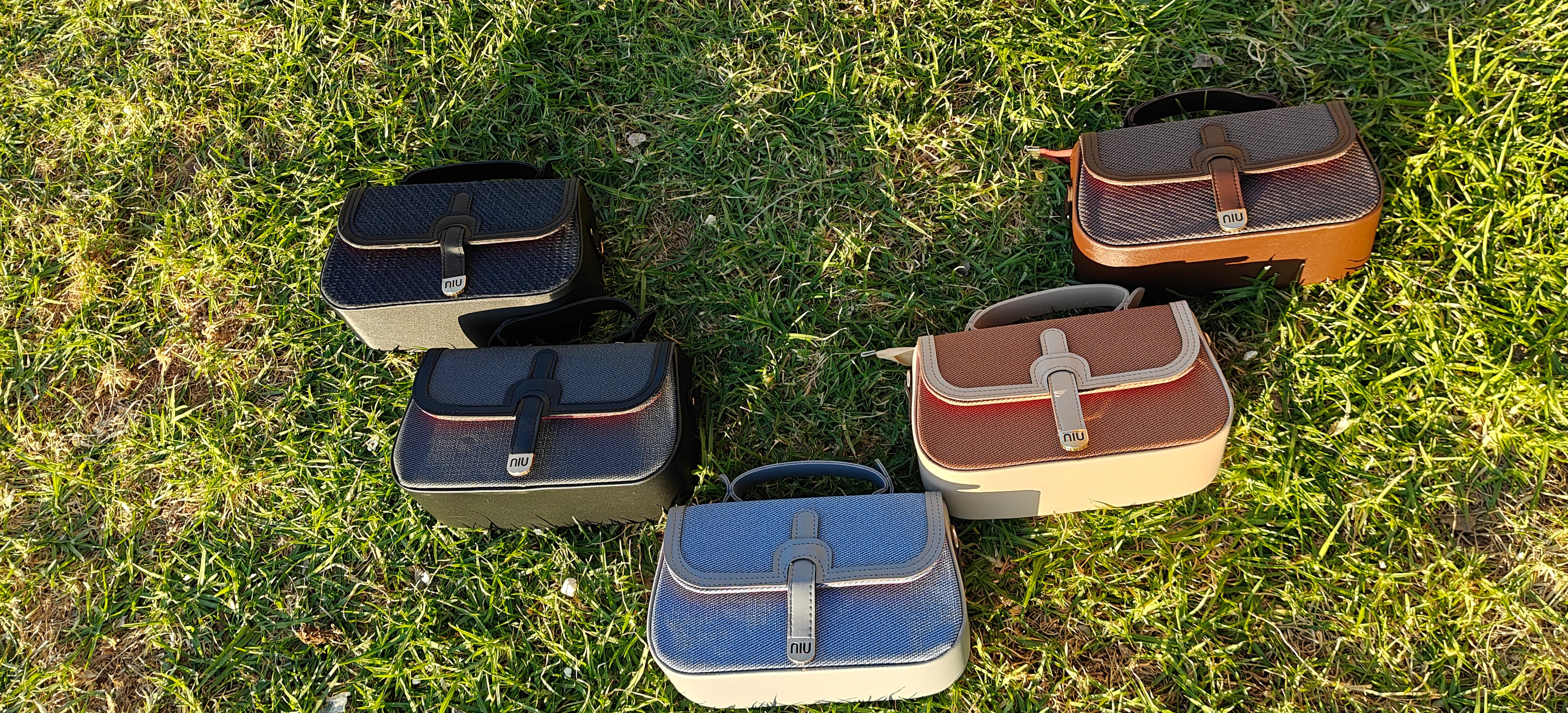 حقيبة نسائيةأنيقة و عصرية